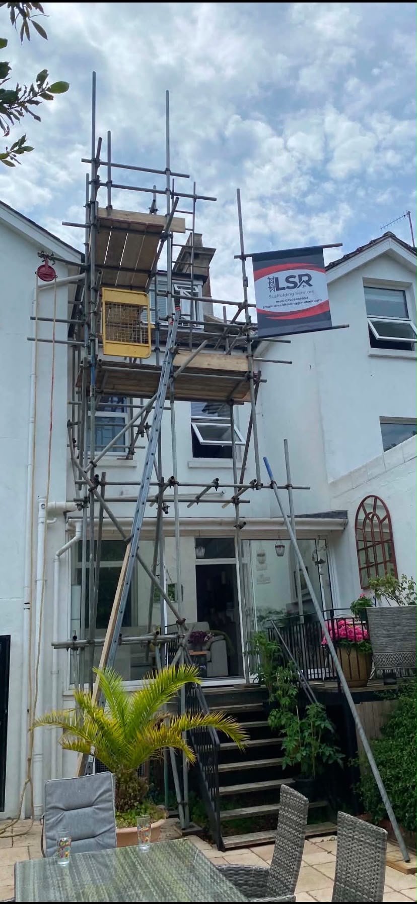 LSR scaffolding on a Sussex property